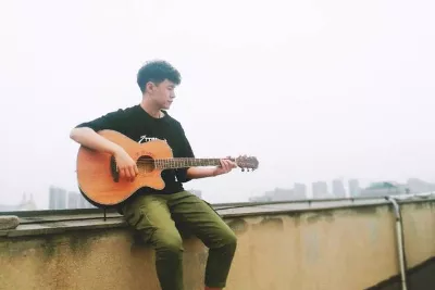 可不可以吉他谱-张紫豪-C调原版弹唱谱-高清六线谱 可不可以吉他谱-张紫豪-C调原版弹唱谱-高清六线谱
