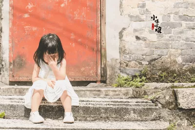 小镇姑娘吉他谱-你的九儿-C调吉他弹唱六线谱 小镇姑娘吉他谱-你的九儿-C调吉他弹唱六线谱