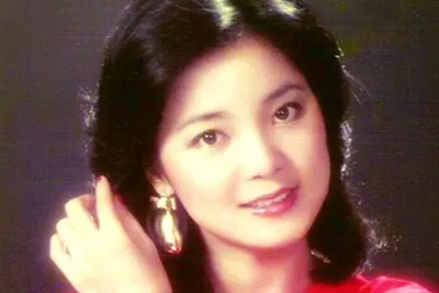 回娘家吉他谱-邓丽君-C调六线谱-下一曲编配 回娘家吉他谱-邓丽君-C调六线谱-下一曲编配