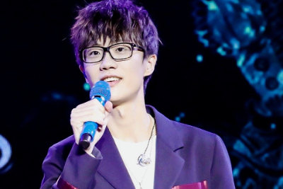 许嵩《清明雨上吉他谱》C调原版弹唱谱 许嵩《清明雨上吉他谱》C调原版弹唱谱