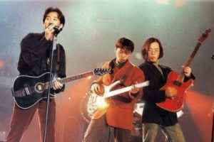 BEYOND《灰色轨迹吉他谱》G调原版弹唱谱