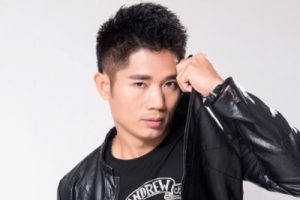 许佳豪《想你这件事吉他谱》G调原版六线谱