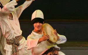 打起手鼓唱起歌简谱-梦之旅组合-D调歌曲简谱