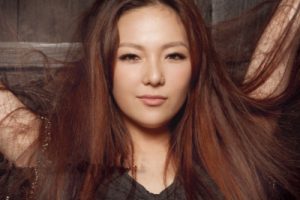 卫兰《就算世界无童话吉他谱》G调简单版吉他谱