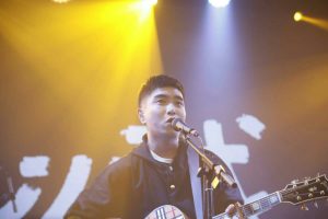 雨吉他谱-沈以诚-雨E调超原版六线谱