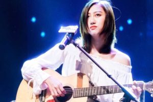 陈粒《奇妙能力歌吉他谱》C调原版吉他谱