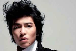 萧敬腾《王子的新衣吉他谱》C调