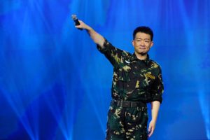 当你的秀发拂过我的钢枪吉他谱-小曾-C调吉他六线谱