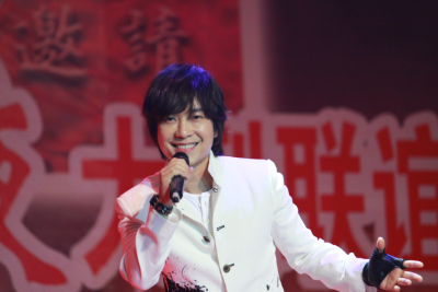 邰正宵《九百九十九朵玫瑰吉他谱》C调原版吉他谱 邰正宵《九百九十九朵玫瑰吉他谱》C调原版吉他谱