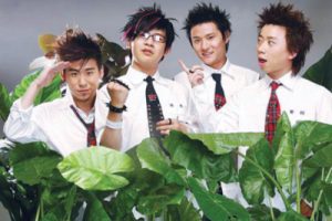 花儿乐队《我们能不能不分手吉他谱》G调原版弹唱吉他谱