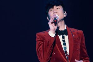 林俊杰《爱与希望吉他谱》C调原版六线谱