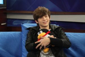 倪安东《散场的拥抱吉他谱》原版编配