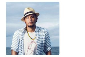 张震岳《爱的初体验吉他谱》G调切音弹唱吉他谱