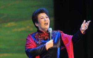 雕花的马鞍简谱-德德玛-C调歌曲简谱