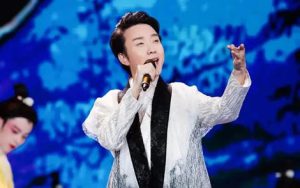 镜花水月简谱-李玉刚-D调歌曲简谱