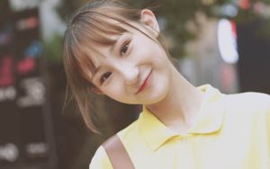 白山茶钢琴谱-陈雪凝-白山茶钢琴独奏五线谱