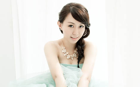 东南西北风简谱-卓依婷-C调歌曲简谱