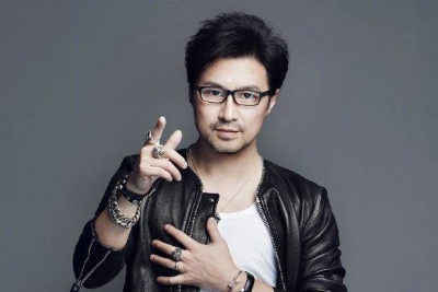 汪峰《像梦一样自由吉他谱》D调扫弦吉他谱 汪峰《像梦一样自由吉他谱》D调扫弦吉他谱