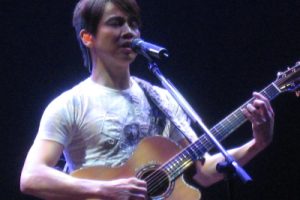 陶喆《心乱飞吉他谱》G调原版吉他谱