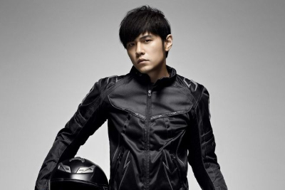 周杰伦《烟花易冷吉他谱》C调指弹版 周杰伦《烟花易冷吉他谱》C调指弹版