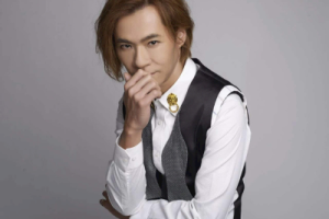 杨培安《爱上你是一个错吉他谱》G调原版