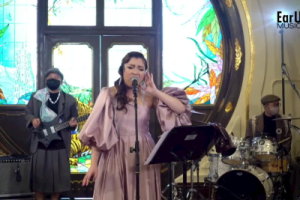 SERRINI《油尖旺金毛玲吉他谱》A调