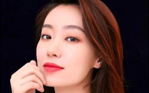 萱草花简谱-张小斐-萱草花B调歌曲简谱