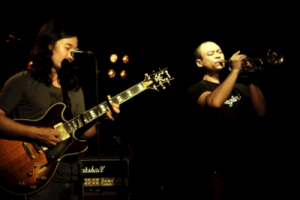 采石吉他谱-万能青年旅店-采石G调编配原版-伴奏弹唱谱