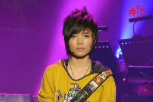 许飞《父亲写的散文诗吉他谱》C调原版