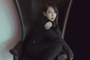 戚薇《如果爱忘了吉他谱》C调简单原版