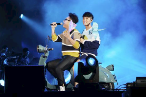 好妹妹乐队《说谎情歌吉他谱》E调原版