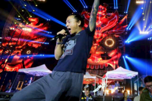 痛仰乐队《为你唱首歌吉他谱》G调原版图谱