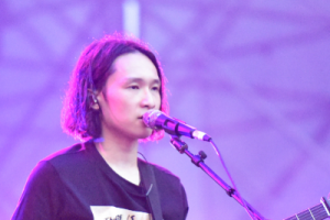 我们俩吉他谱-郭顶-我们俩G调指法原版弹唱谱