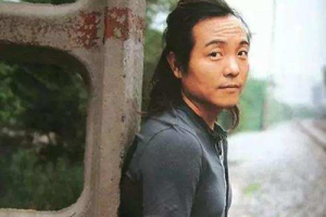 礼物吉他谱D调-许巍《礼物》精华原版弹唱谱