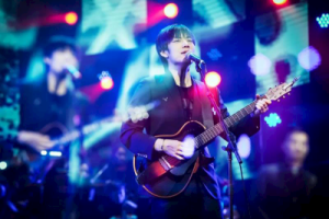 春风十里吉他谱-鹿先森《春风十里》C调标准原版六线谱