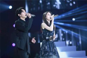 黑月光吉他谱-张碧晨/毛不易《黑月光》C调弹唱谱-原版六线谱