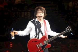 伍佰《再度重相逢吉他谱》C调原版