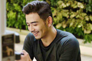 金色童年吉他谱-杨烁-金色童年C调指法原版弹唱谱