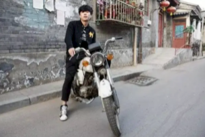 赵雷《梦中的哈德森吉他谱》C调原版