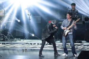 黑豹乐队《别来纠缠我吉他谱》C调原版