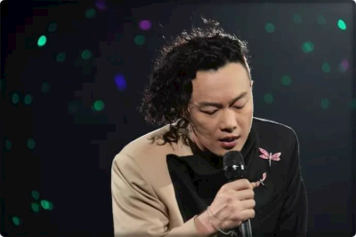 陈奕迅《孤独患者吉他谱》G调原版伴奏谱 陈奕迅《孤独患者吉他谱》G调原版伴奏谱