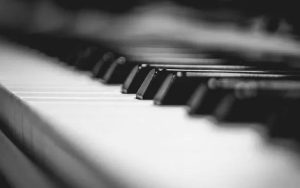 小步舞曲钢琴谱-DomenicoScarlatti-钢琴独奏五线谱