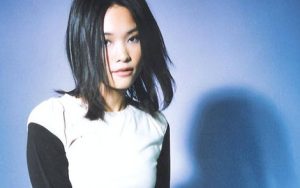 城里的月光简谱-许美静-B调歌曲简谱