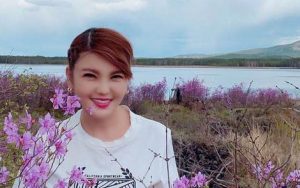 梦中的额吉简谱(歌词)-乌兰图雅-E调歌曲简谱