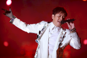 谭咏麟《爱多一点痛多一点吉他谱》G调原版