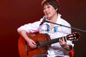 成方圆《共和国之恋吉他谱》G调原版