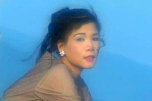 韩宝仪《粉红色的回忆吉他谱》E调原版