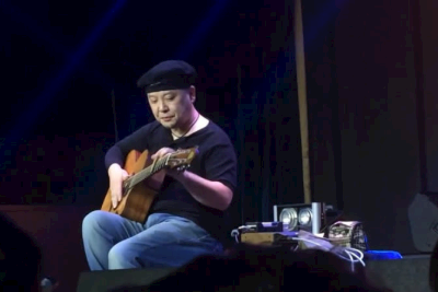 岸部真明《流行的云吉他谱》指弹原版 岸部真明《流行的云吉他谱》指弹原版