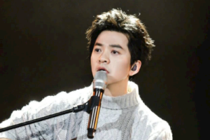 李健《假如爱有天意吉他谱》F调原版