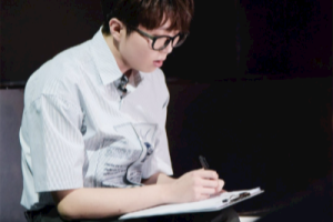 毛不易《红莓花儿开吉他谱》G调简单版图谱